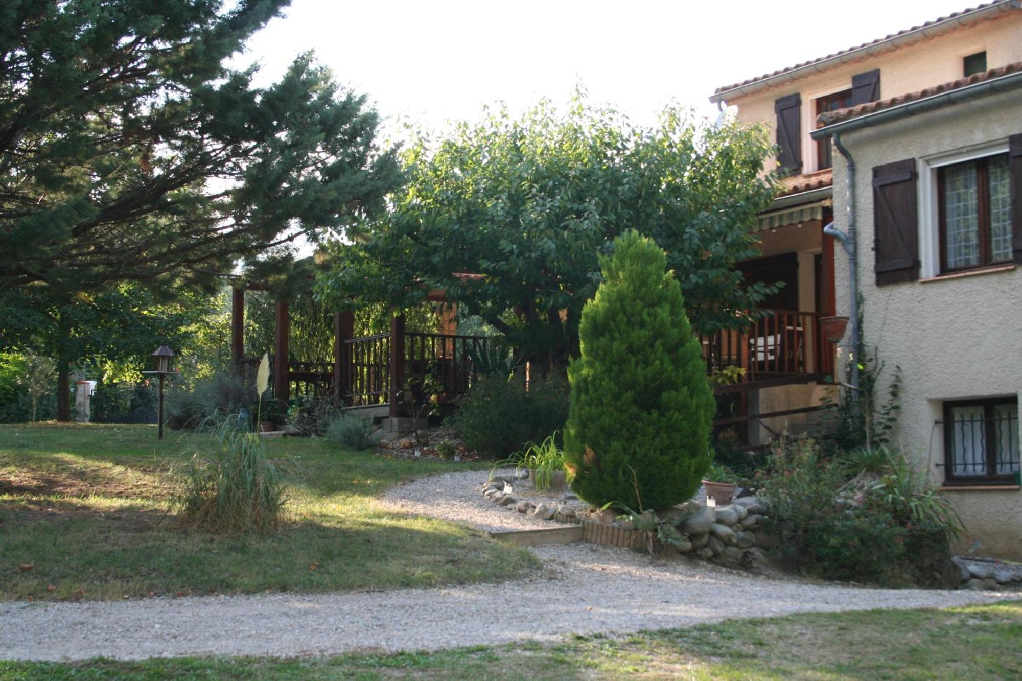 Les Eaux Tranquilles Bed and Breakfast Belvianes-et-Cavirac Buitenkant foto